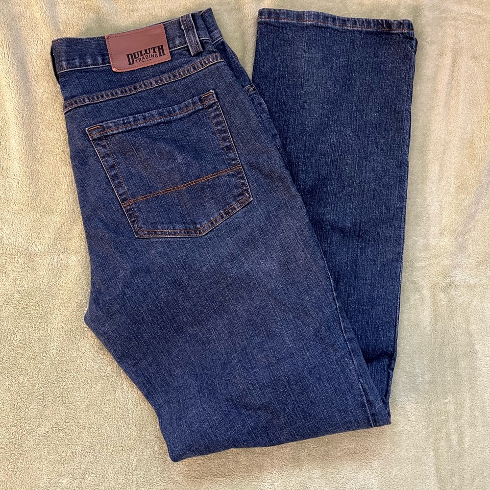 EUC Duluth Trading Co. Flex Weekender jeans sz 34 x 34